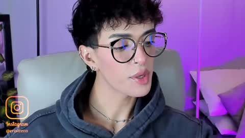   online show from December 5, 11:23 pm