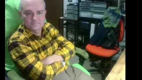 ernello online show from January 8, 7:52 pm