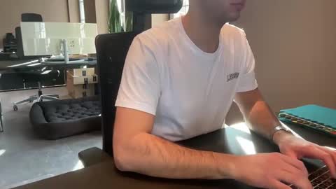 eskp online show from March 10, 8:06 am