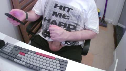 Morph online show from April 1, 7:33 pm