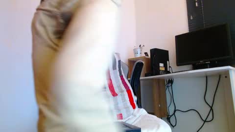 esteban online show from April 6, 1:12 pm