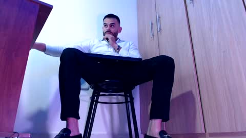 Esteban Fernandez online show from January 3, 12:54 am