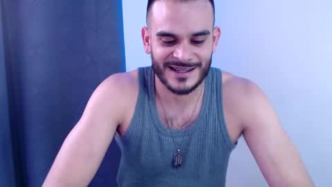 Esteban Fernandez online show from December 13, 9:20 pm