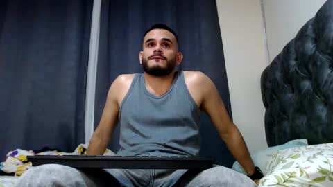 Esteban Fernandez online show from January 15, 5:19 am