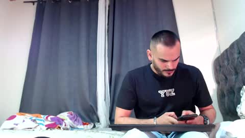 Esteban Fernandez online show from February 19, 2:12 am