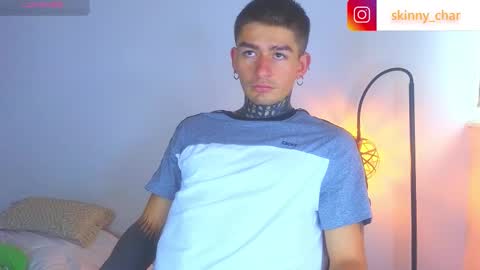 Esteban independent model online show from February 18, 2:15 pm