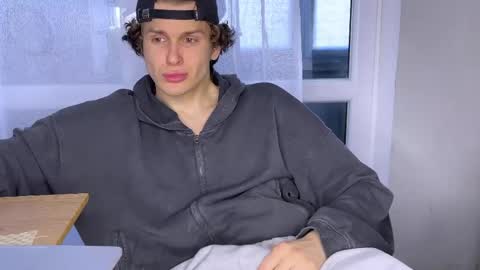 Alex online show from April 10, 2:46 pm