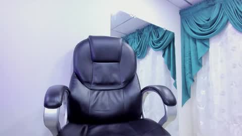 Ethan online show from January 17, 8:48 pm