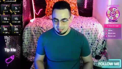 ethan_quill online show from December 15, 1:41 pm