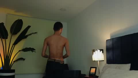 Joan online show from December 21, 4:52 am