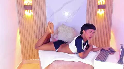 ethan_thouse online show from October 28, 11:29 pm