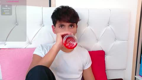 Ethan online show from March 24, 8:24 pm