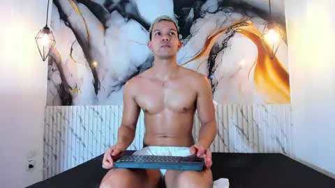 ethancarter_ online show from June 15, 7:39 pm