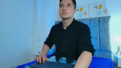 ethanconnor_ online show from September 29, 12:46 pm