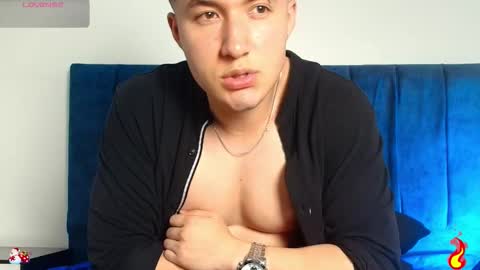 ethanconnor_ online show from November 26, 9:18 pm