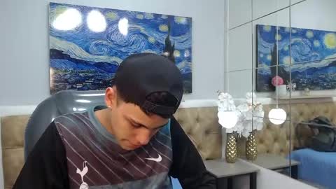 ethanx18 online show from June 4, 3:23 am