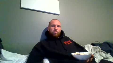 eugar81 online show from December 15, 8:33 am