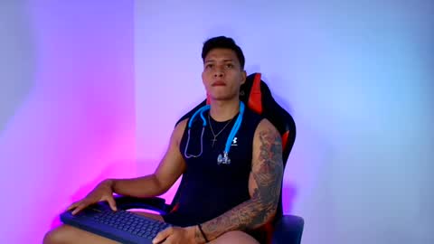 EVAN GREY online show from March 11, 12:39 pm