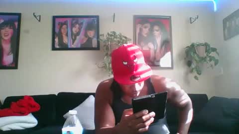 zayda foxxiity entertainment online show from November 24, 7:15 pm