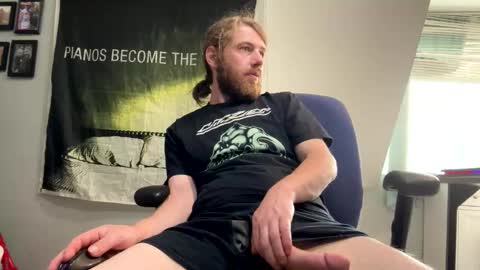 Explosivee andyy online show from April 15, 7:03 pm