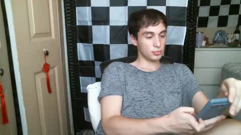 Ezra Naamah online show from February 6, 6:02 pm