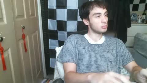 Ezra Naamah online show from February 21, 5:20 pm