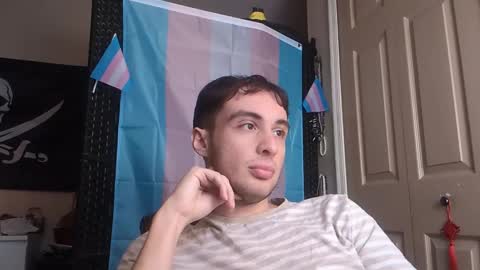 Ezra Naamah online show from December 4, 6:39 pm