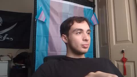 Ezra Naamah online show from December 26, 6:43 pm