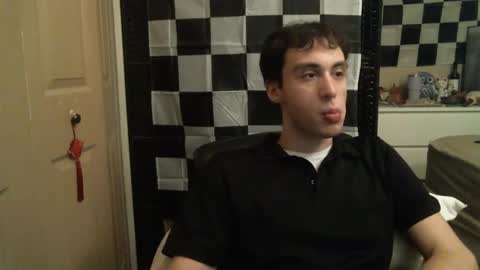 Ezra Naamah online show from January 27, 2:31 am