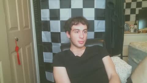 Ezra Naamah online show from March 5, 4:02 pm