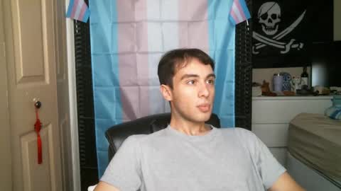 Ezra Naamah online show from January 2, 5:50 pm