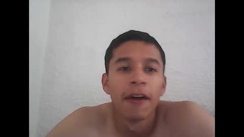 R online show from March 22, 4:23 pm