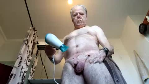 fabrice136883 online show from March 12, 10:05 am