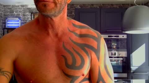 fabxxxl online show from June 1, 6:57 am