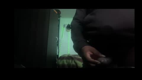 famethediscjock_1 online show from December 1, 4:26 am