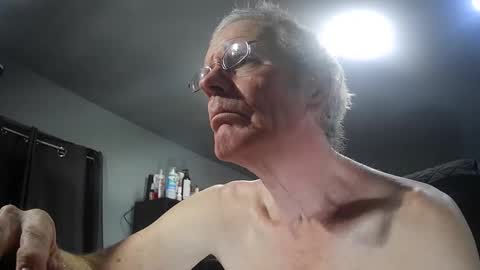 fantasyresort online show from January 7, 4:06 am