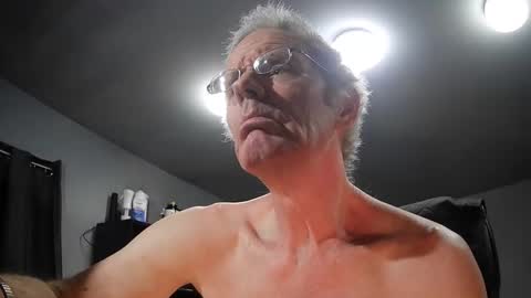 fantasyresort online show from January 3, 4:11 am