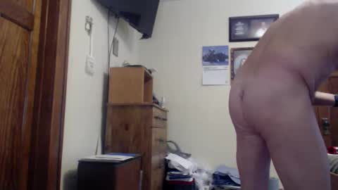 farboy64 online show from December 14, 6:15 pm