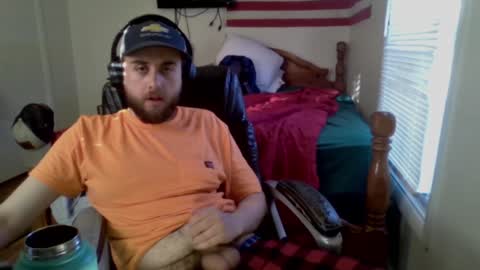 farmboy2398 online show from February 7, 8:31 pm