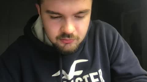 brokeunistudent online show from September 25, 11:02 pm