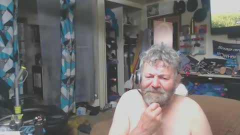 Fatman01 online show from April 15, 3:39 am