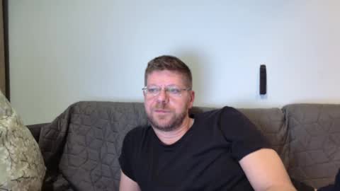 Snapshot of fattenmenow chatting on December 5, 10:56 pm fattenmenow online show from December 5, 10:56 pm