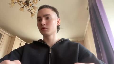 Faust online show from March 8, 10:30 am