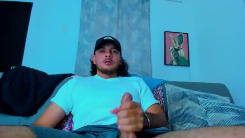 favid95 online show from February 18, 6:05 pm