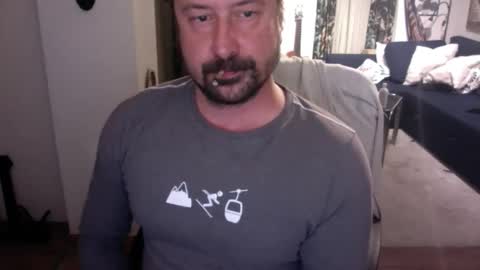 feetkissboy online show from November 4, 5:03 pm