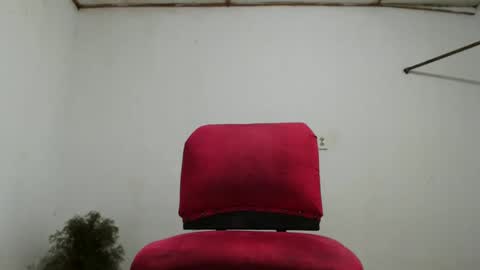 fernandez_latinblack online show from January 3, 9:05 pm