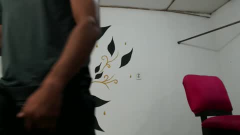 fernandez_latinblack online show from February 13, 2:45 am