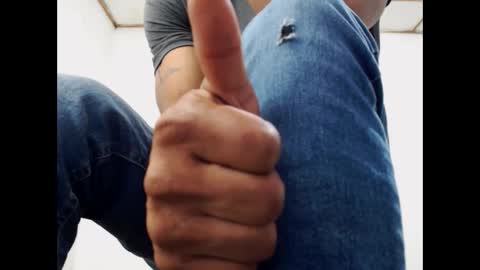 fernandez_latinblack online show from January 4, 11:06 pm