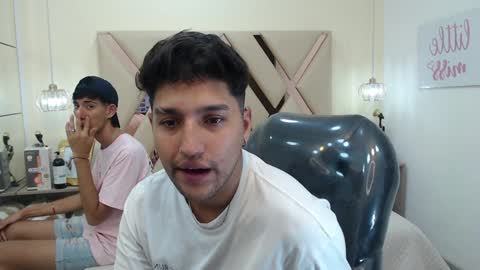 FER PHOENIX online show from January 29, 3:33 am