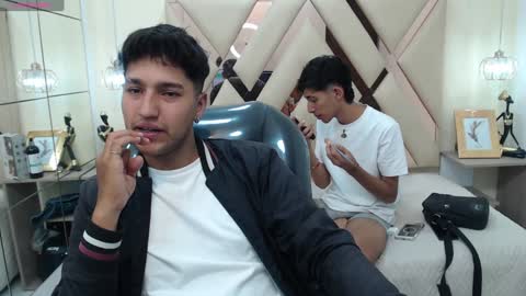 FER PHOENIX online show from January 28, 3:57 am